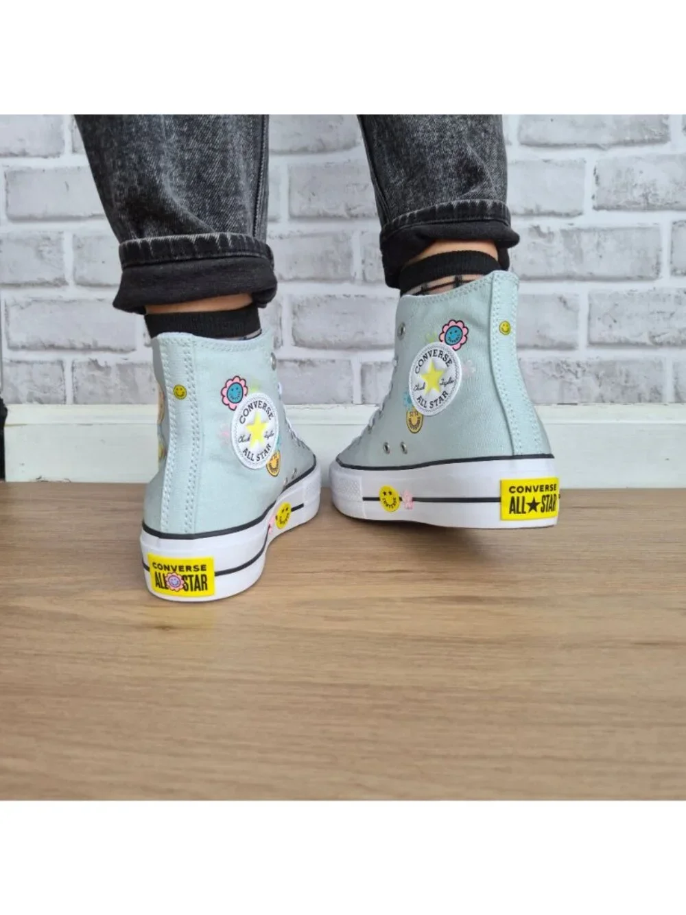Converse Chuck Taylor Lift Platform Smiles 8 Womens Shoes Sneakers Blue A16296C